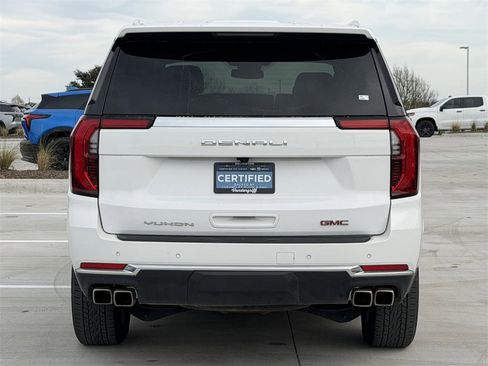 Certified 2025 GMC Yukon Denali image 5