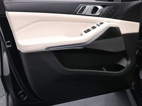 Used 2022 BMW X5 M50i w/ Executive Package AWD/4WD image 9