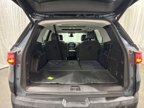 Used 2019 Chevrolet Traverse RS w/ LPO, 'HIT The Road' Package image 11
