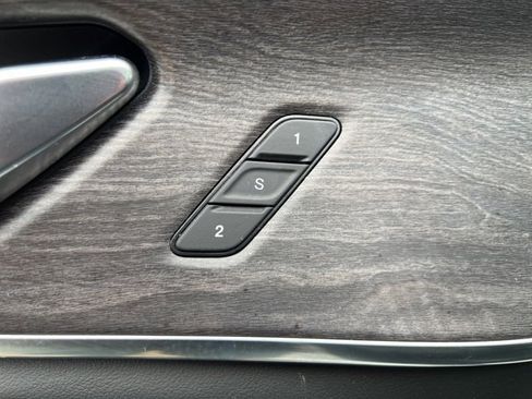 Certified 2023 Jeep Grand Cherokee Overland image 21