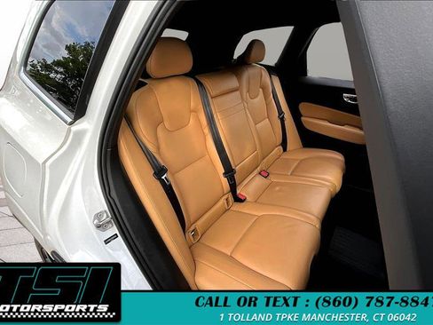 Used 2019 Volvo XC60 T5 Inscription w/ Protection Package Premier image 27