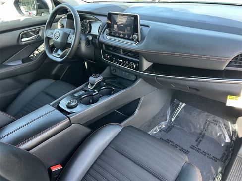 New 2026 Nissan Rogue SV image 15