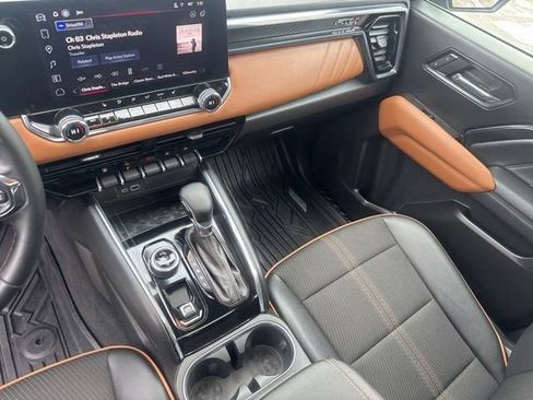 Used 2023 GMC Canyon AT4 w/ Canyon Safety Plus Package image 12