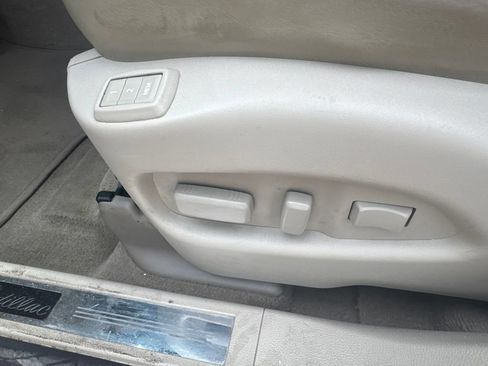 Used 2015 Cadillac SRX Premium FWD image 16