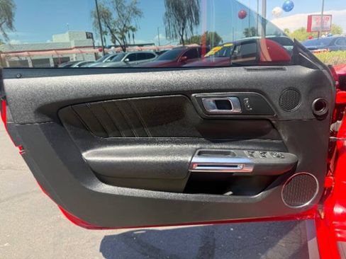 Used 2020 Ford Mustang Premium RWD image 11