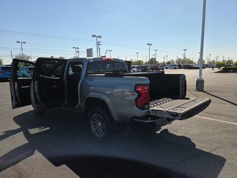 Used 2023 Chevrolet Colorado LT w/ LT Convenience Package II AWD/4WD image 20