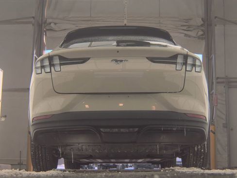 Used 2025 Ford Mustang Mach-E Select w/ Comfort Package Lite image 7