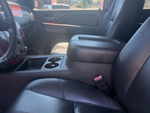 Used 2009 Chevrolet Silverado 2500 LTZ w/ Safety Package AWD/4WD image 2