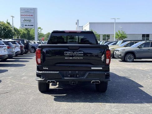 Used 2024 GMC Sierra 1500 Elevation w/ Elevation Premium Package AWD/4WD image 3
