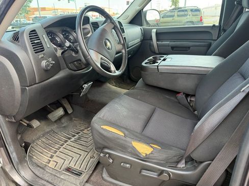 Used 2010 Chevrolet Silverado 1500 LT w/ Power Pack Plus RWD image 12