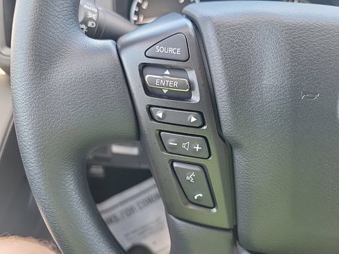 Used 2025 Nissan Frontier S RWD image 15
