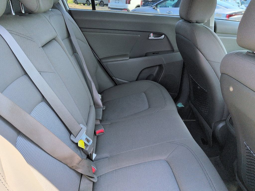 Used 2014 Kia Sportage LX FWD image 8