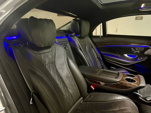 Used 2020 Mercedes-Benz S 560 4MATIC Sedan image 32