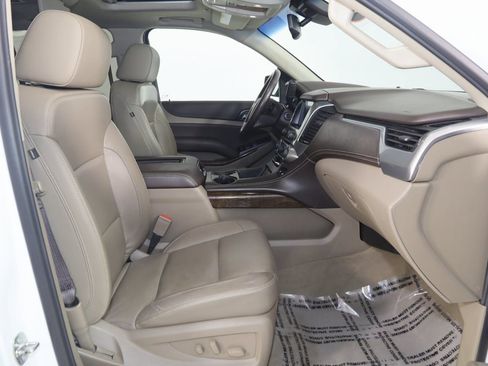 Used 2019 Chevrolet Tahoe LT AWD/4WD image 13