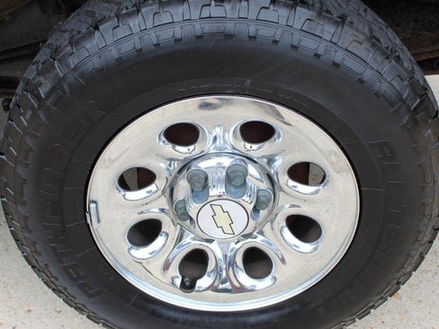Used 2010 Chevrolet Silverado 1500 LS AWD/4WD image 31