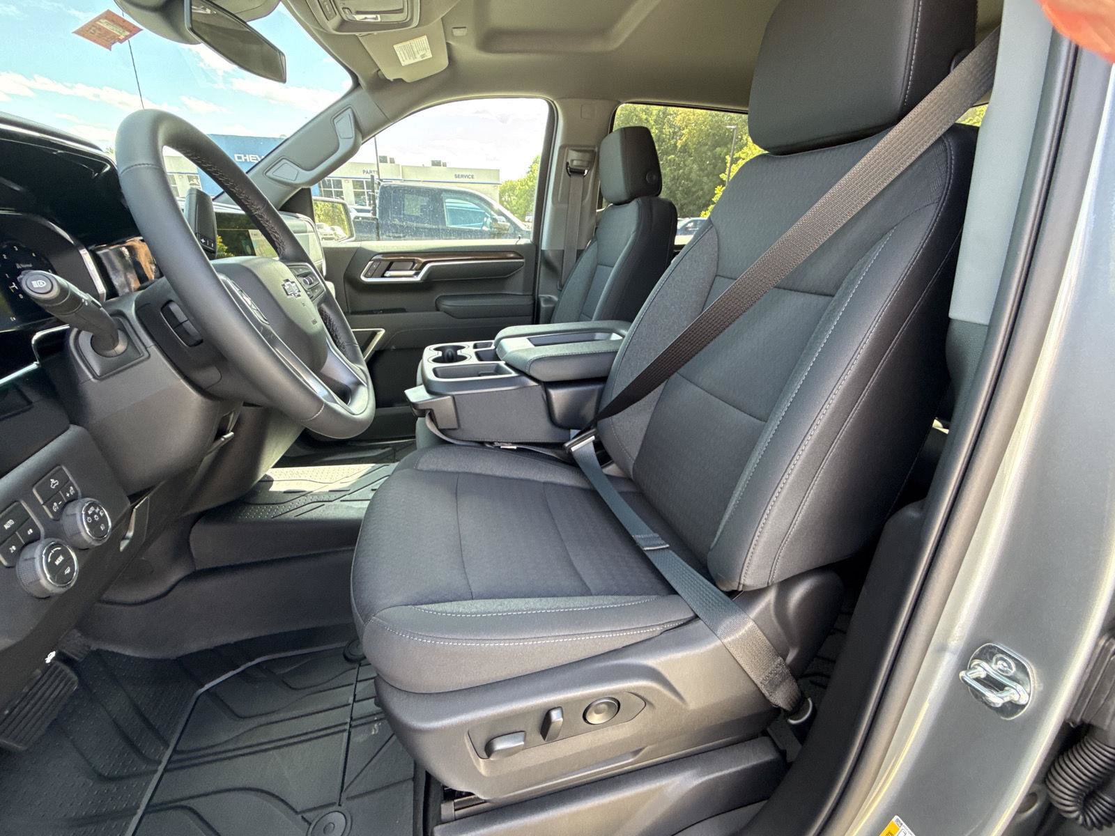 New 2026 Chevrolet Silverado 1500 RST w/ Protection Package AWD/4WD image 13