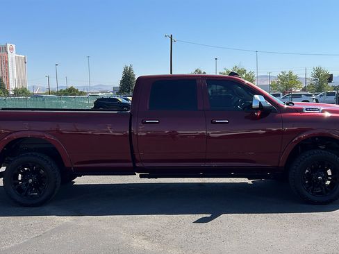 Used 2022 RAM 3500 Laramie AWD/4WD image 4
