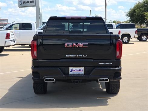 Used 2024 GMC Sierra 1500 Denali w/ Technology Package image 7