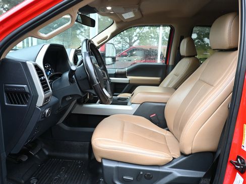 Used 2022 Ford F250 Lariat AWD/4WD image 8