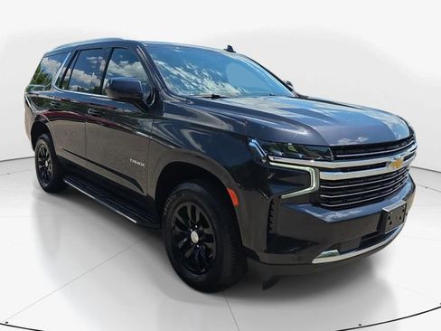 Used 2024 Chevrolet Tahoe LT RWD image 3