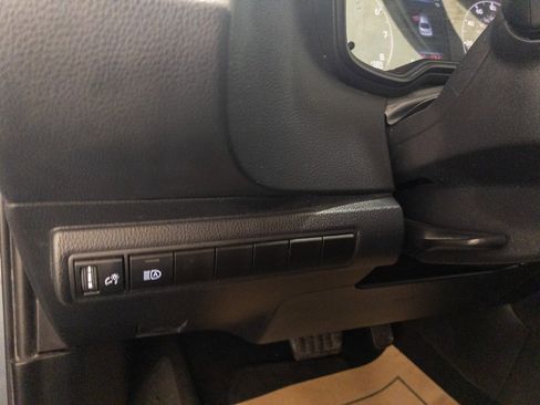 Used 2024 Toyota Corolla LE image 29