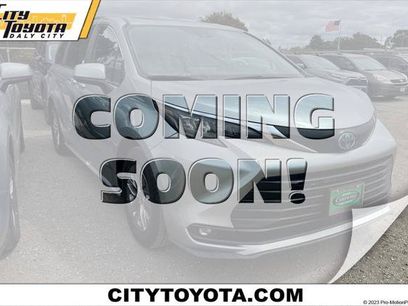 Certified 2025 Toyota Sienna XLE
