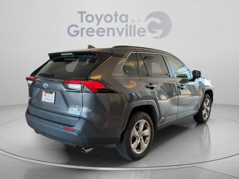 Certified 2021 Toyota RAV4 XLE Premium AWD/4WD image 6