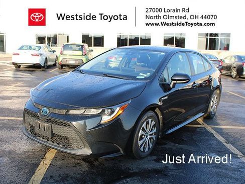 Used 2020 Toyota Corolla LE FWD image 1
