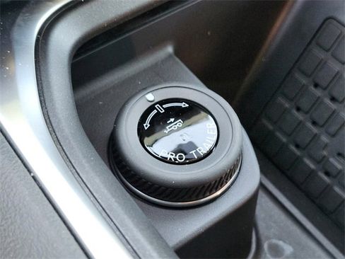 New 2025 Ford Expedition Max Active image 25