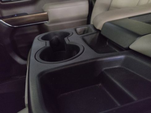 Used 2020 Chevrolet Silverado 1500 LT image 26