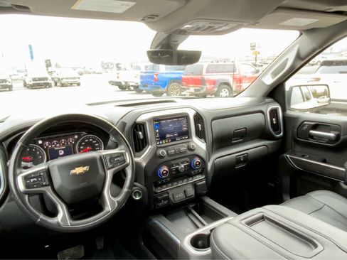 Used 2021 Chevrolet Silverado 1500 LTZ w/ LTZ Premium Package image 34