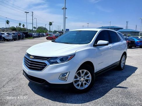 Used 2021 Chevrolet Equinox LT image 1