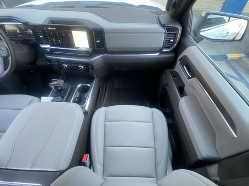 New 2026 GMC Sierra 2500 SLT image 16