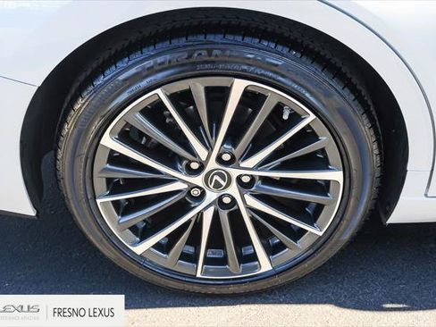 Certified 2024 Lexus ES 350 w/ Premium Package FWD image 8