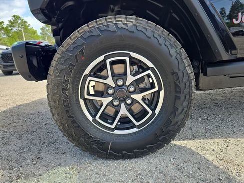 New 2026 Jeep Gladiator Rubicon AWD/4WD image 28