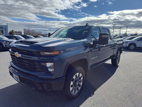 New 2026 Chevrolet Silverado 2500 Custom image 2