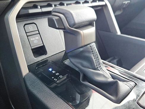 Used 2025 Toyota Tundra SR5 image 12