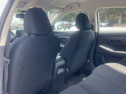 Used 2024 Nissan Sentra S FWD image 19