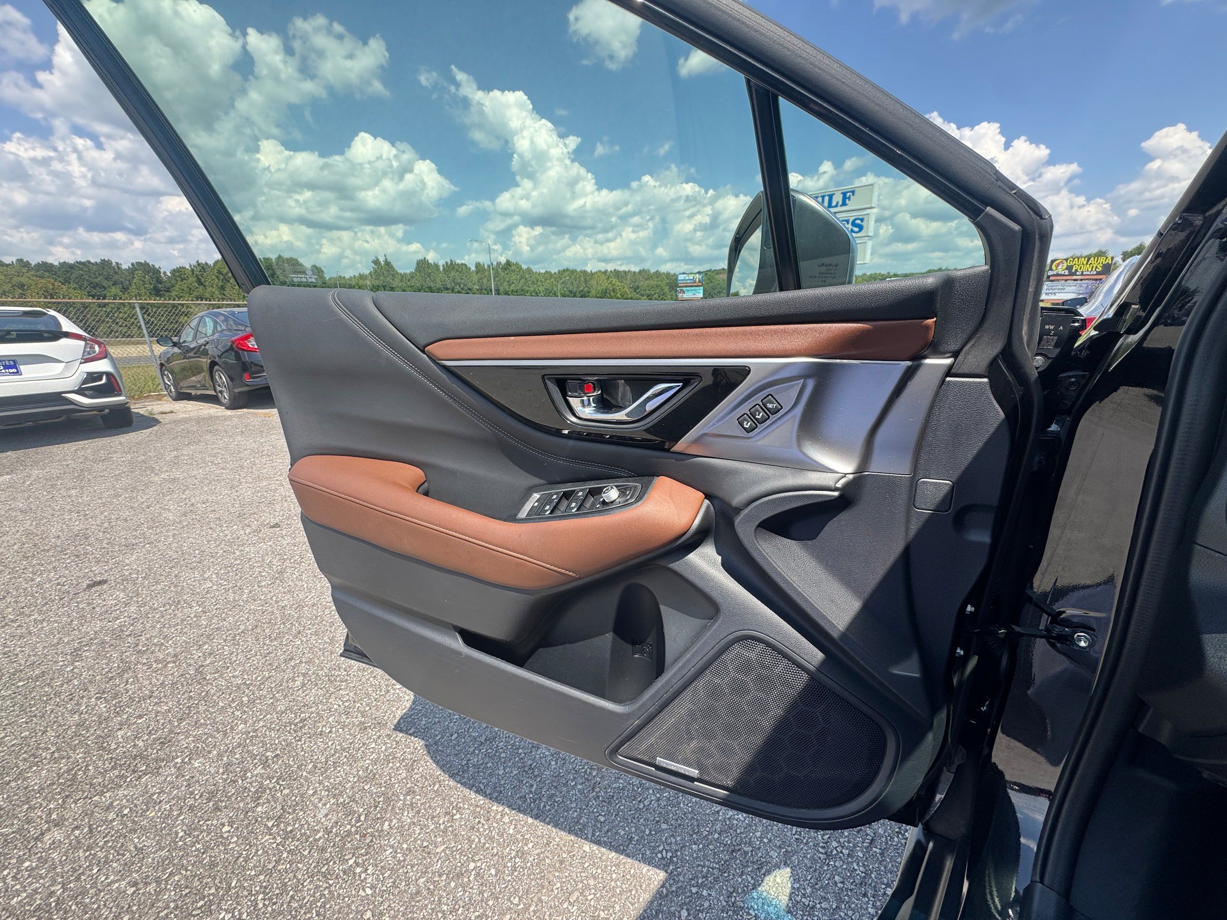 Used 2021 Subaru Outback Touring XT AWD/4WD image 13