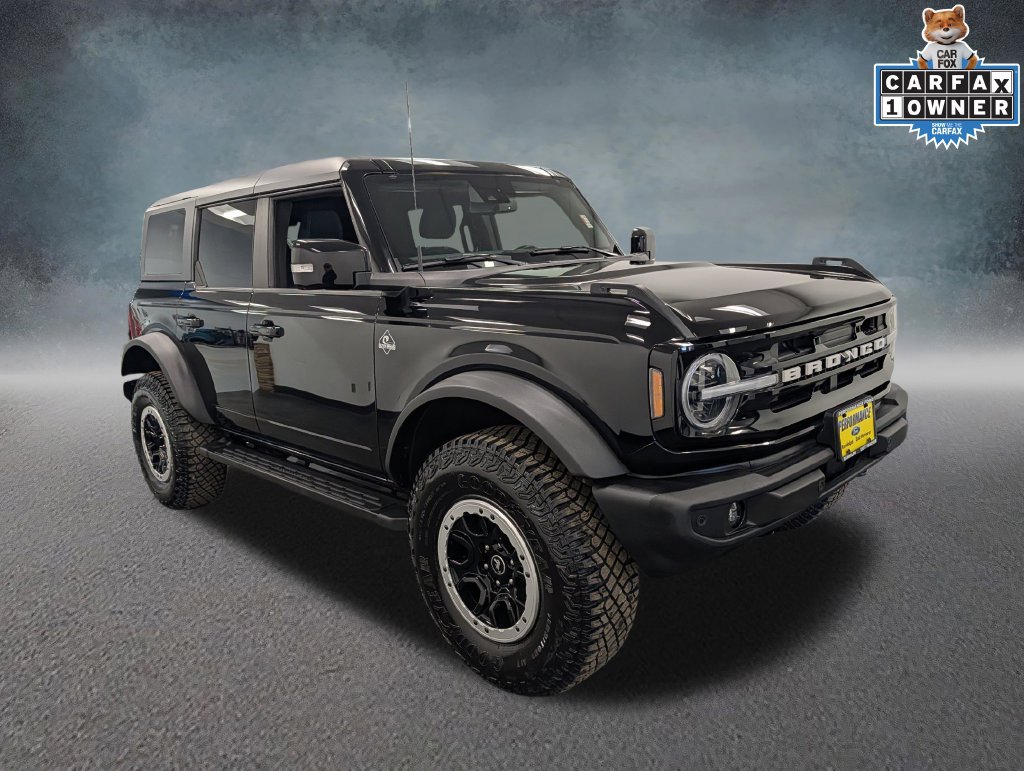 Certified 2023 Ford Bronco Outer Banks w/ Sasquatch Package AWD/4WD image 3