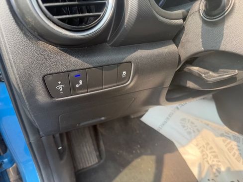 Used 2018 Hyundai Kona SEL FWD image 5