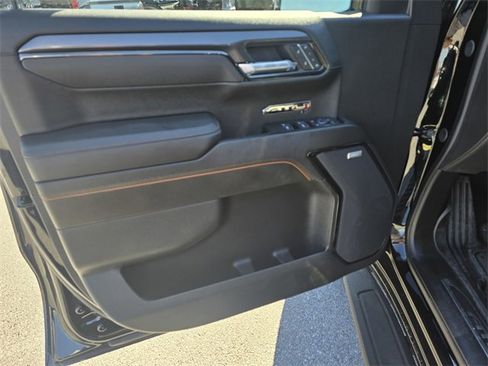 Used 2025 GMC Sierra 1500 AT4 w/ AT4 Premium Package image 22