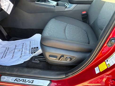 New 2025 Toyota RAV4 XLE w/ Convenience Package image 25