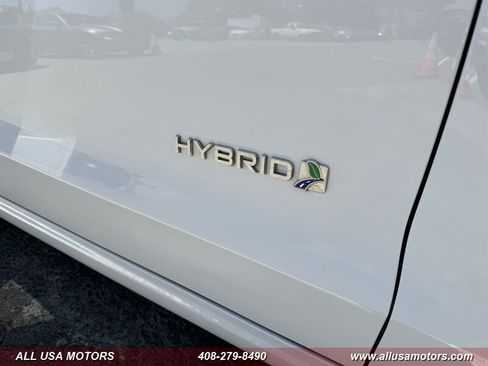 Used 2019 Ford Fusion SE FWD image 11