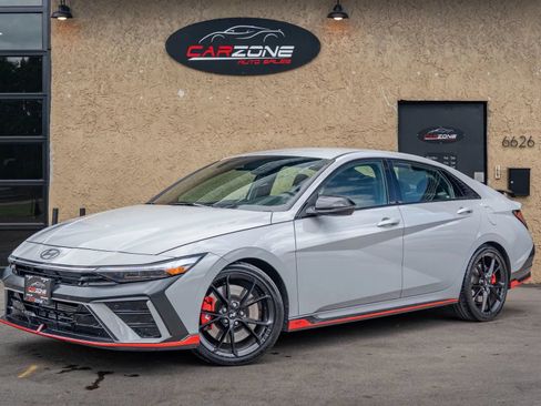Used 2026 Hyundai Elantra N FWD image 9