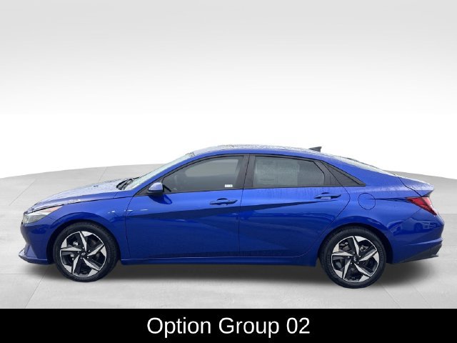 Used 2023 Hyundai Elantra SEL w/ Convenience Package FWD image 2