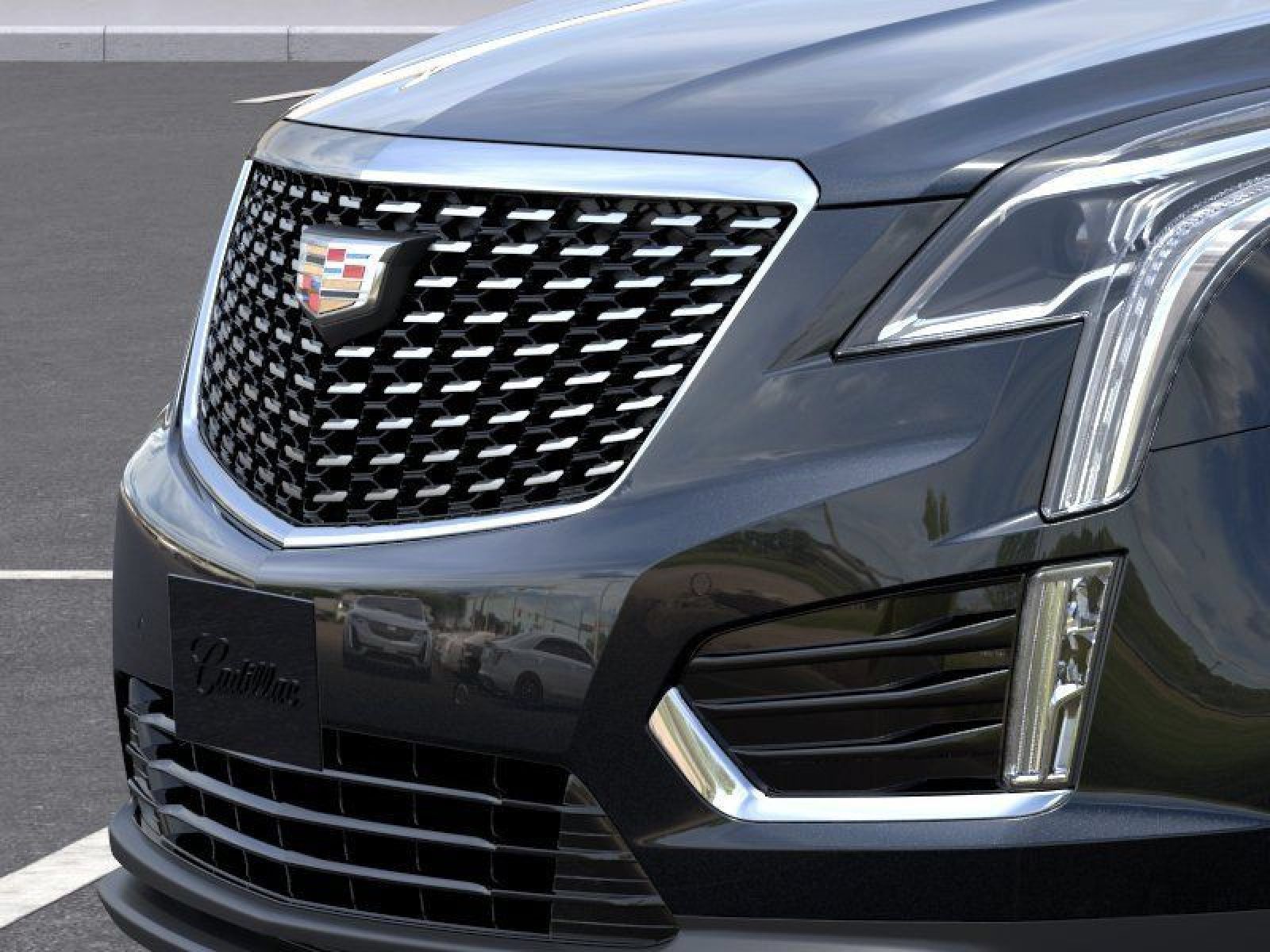 New 2026 Cadillac XT5 Luxury w/ LPO, Floor Liner Package AWD/4WD image 13