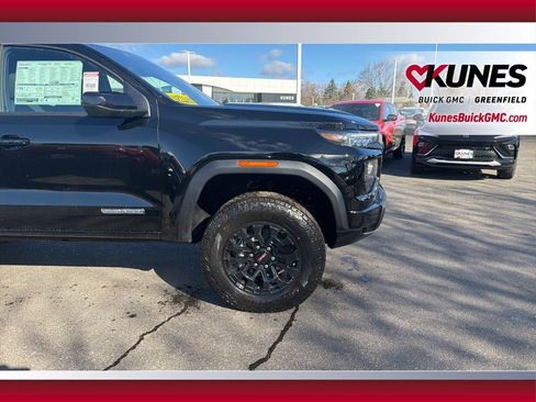 New 2026 GMC Canyon Elevation w/ Convenience Package image 13