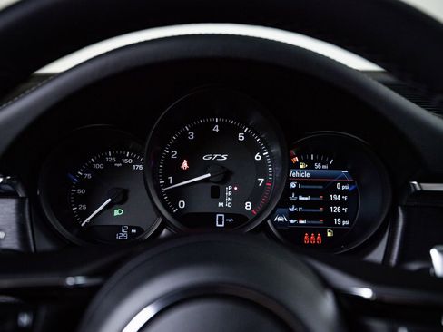 New 2026 Porsche Macan GTS image 14