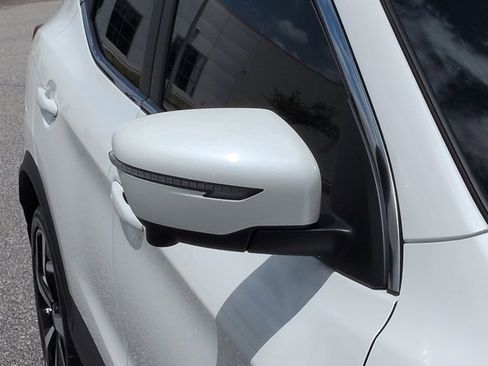 Used 2022 Nissan Rogue Sport SL w/ Premium Package AWD/4WD image 13
